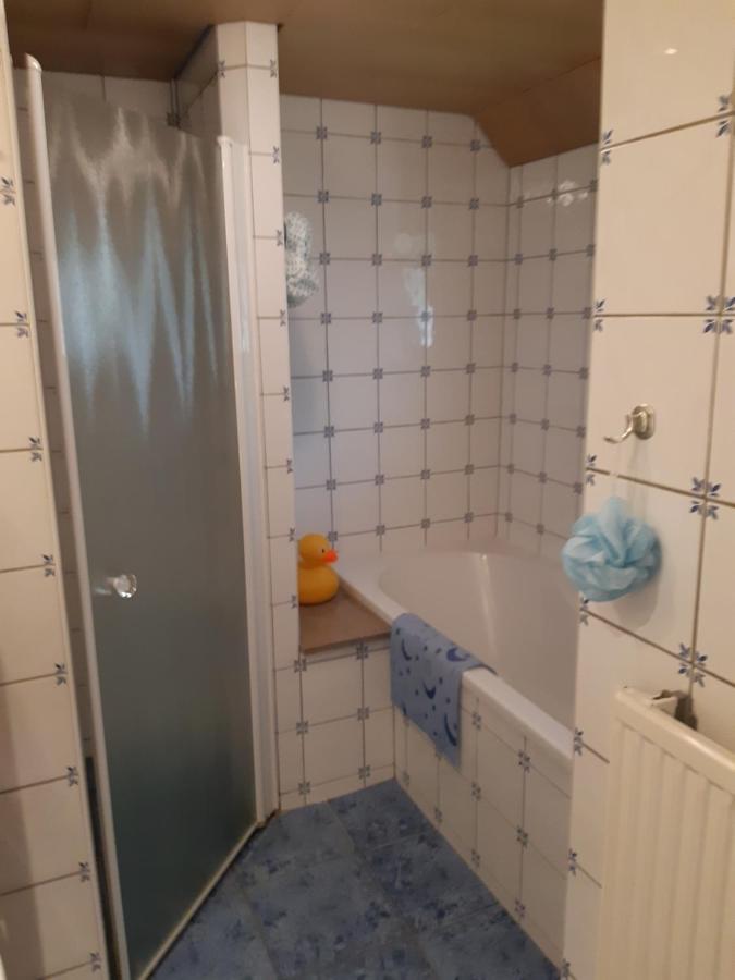 Bed & Breakfast “ Gastvrij Onthaal “ Een-West Dış mekan fotoğraf