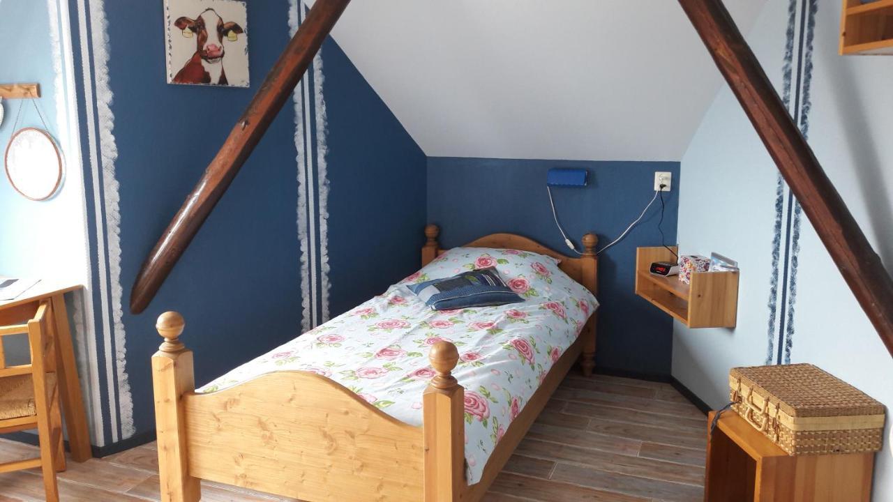 Bed & Breakfast “ Gastvrij Onthaal “ Een-West Dış mekan fotoğraf